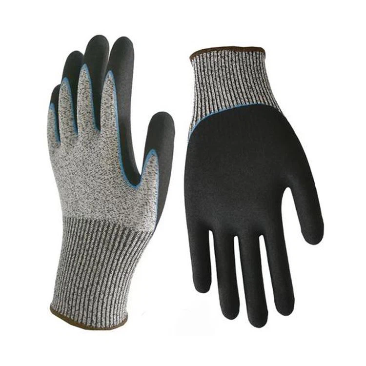 Schnittfeste Handschuhe mit doppelter Nitrilbeschichtung